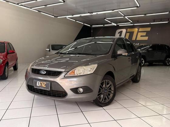 FORD FOCUS 2.0 GLX SEDAN 16V FLEX 4P AUTOMÁTICO